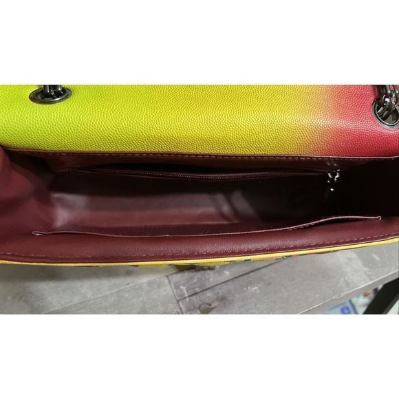 Graffiti Quilted PurseāColorful 10ā - Picture 9 of 14